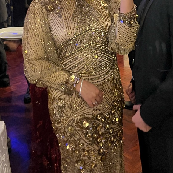 Dubai Gold modest event dress. Size 10/12. Worn once for a couple hours. - Picture 5 of 5